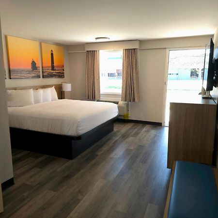 Days Inn And Suites By Wyndham Port Huron Exterior foto